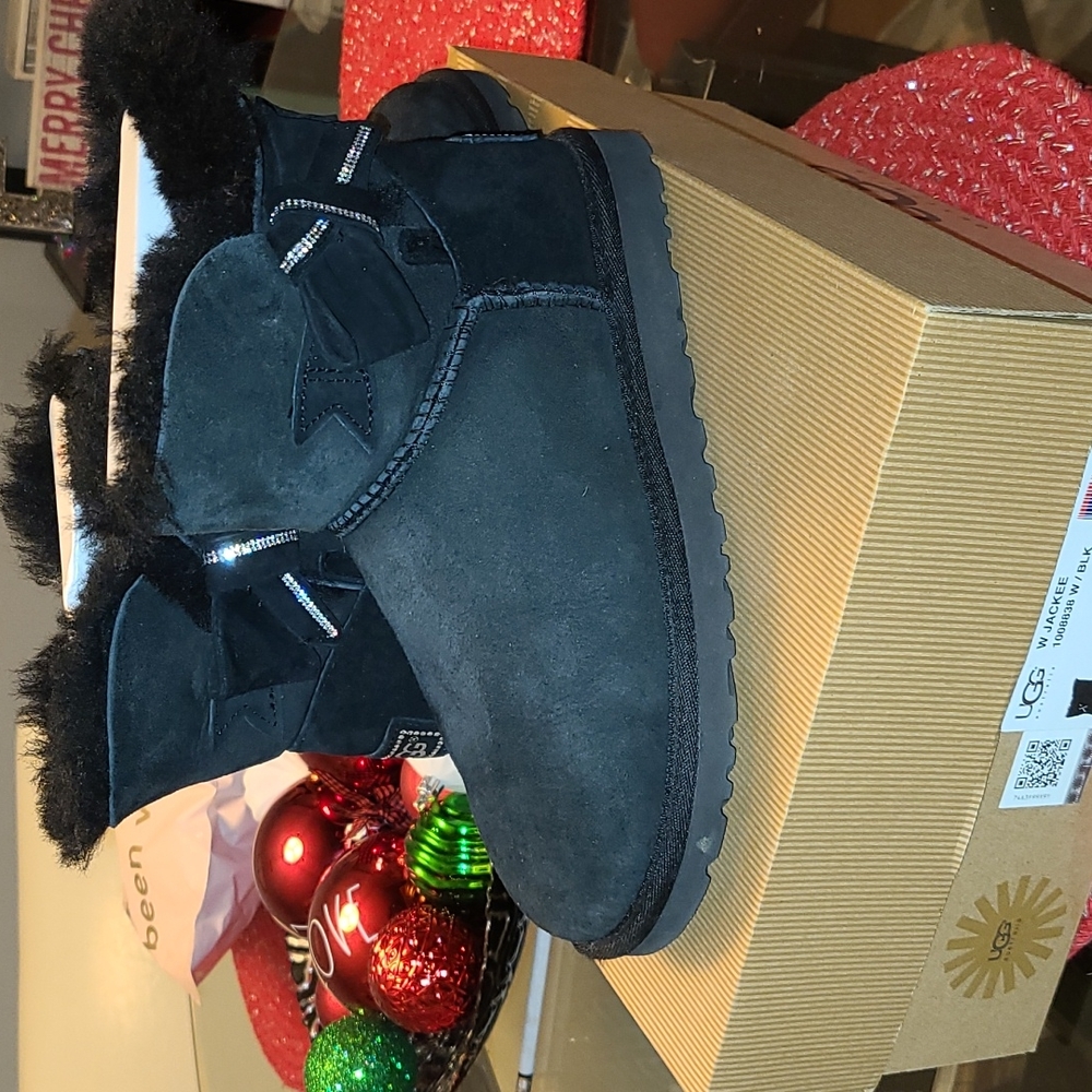 Womens UGGS with Swarovski Crystal's size 5